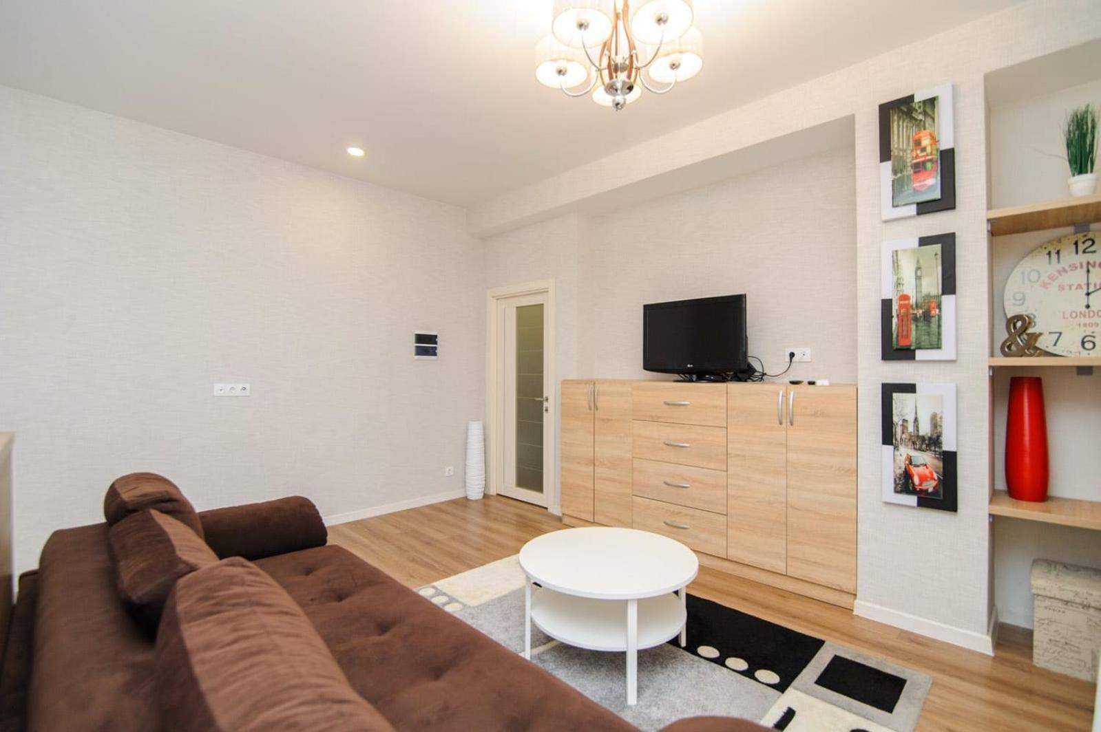 Grand Central Apartment 2 Bedrooms Κισινάου Εξωτερικό φωτογραφία